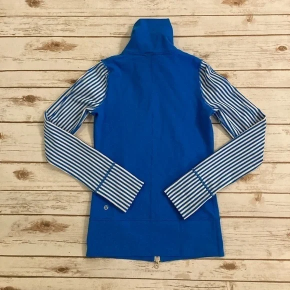 Lululemon Athletica Daily Yoga Jacket Beaming Blue Size 2 - Picture 12 of 13